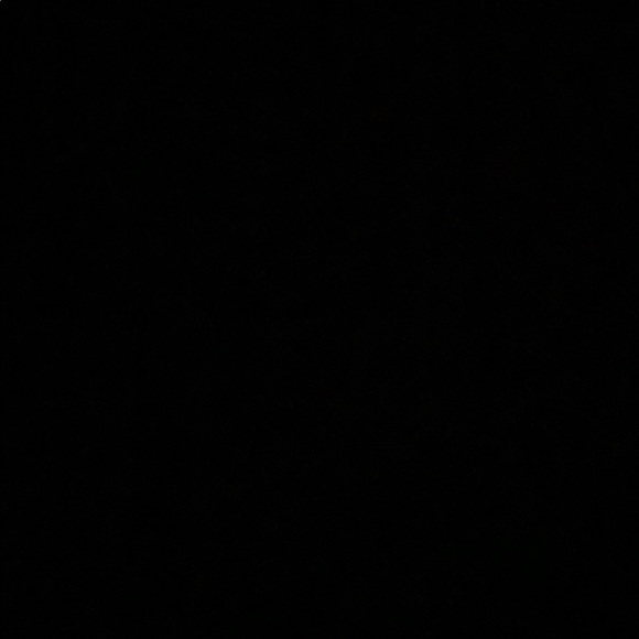 Meet your Posher, Jennifer - Picture 1 of 1